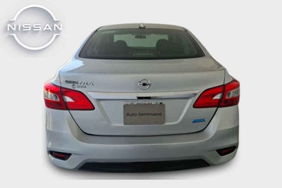 2017 Nissan Sentra 4p Advance L4/1.8 Man