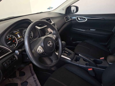 2017 Nissan Sentra 4p Advance L4/1.8 Man