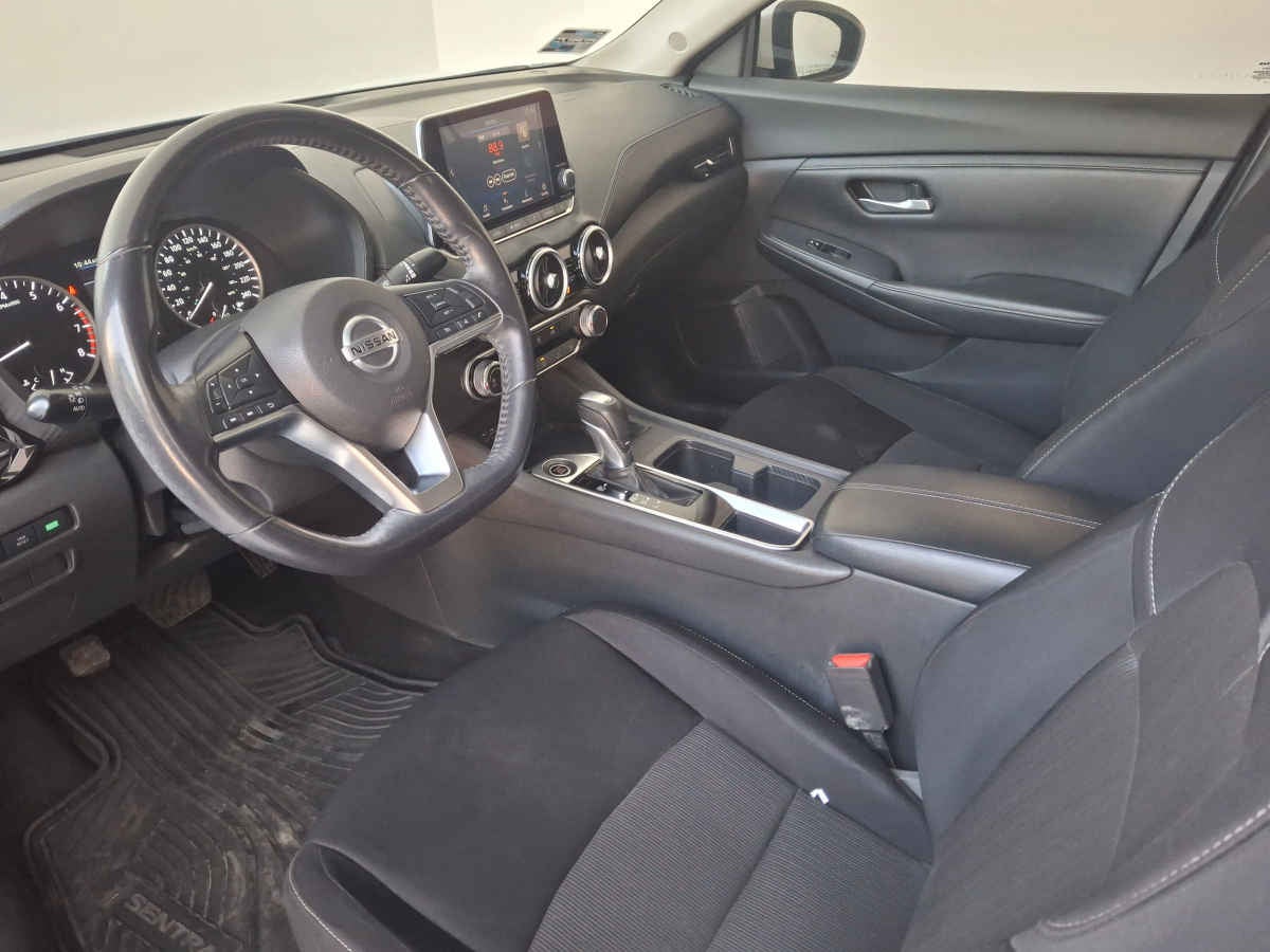 2020 Nissan Sentra 4p Advance L4/2.0 Aut