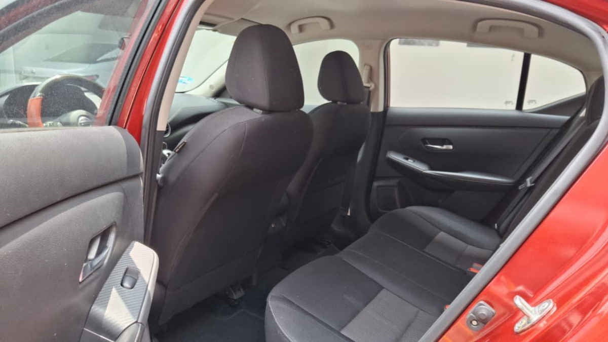2023 Nissan Sentra 4p Advance L4/2.0 Man