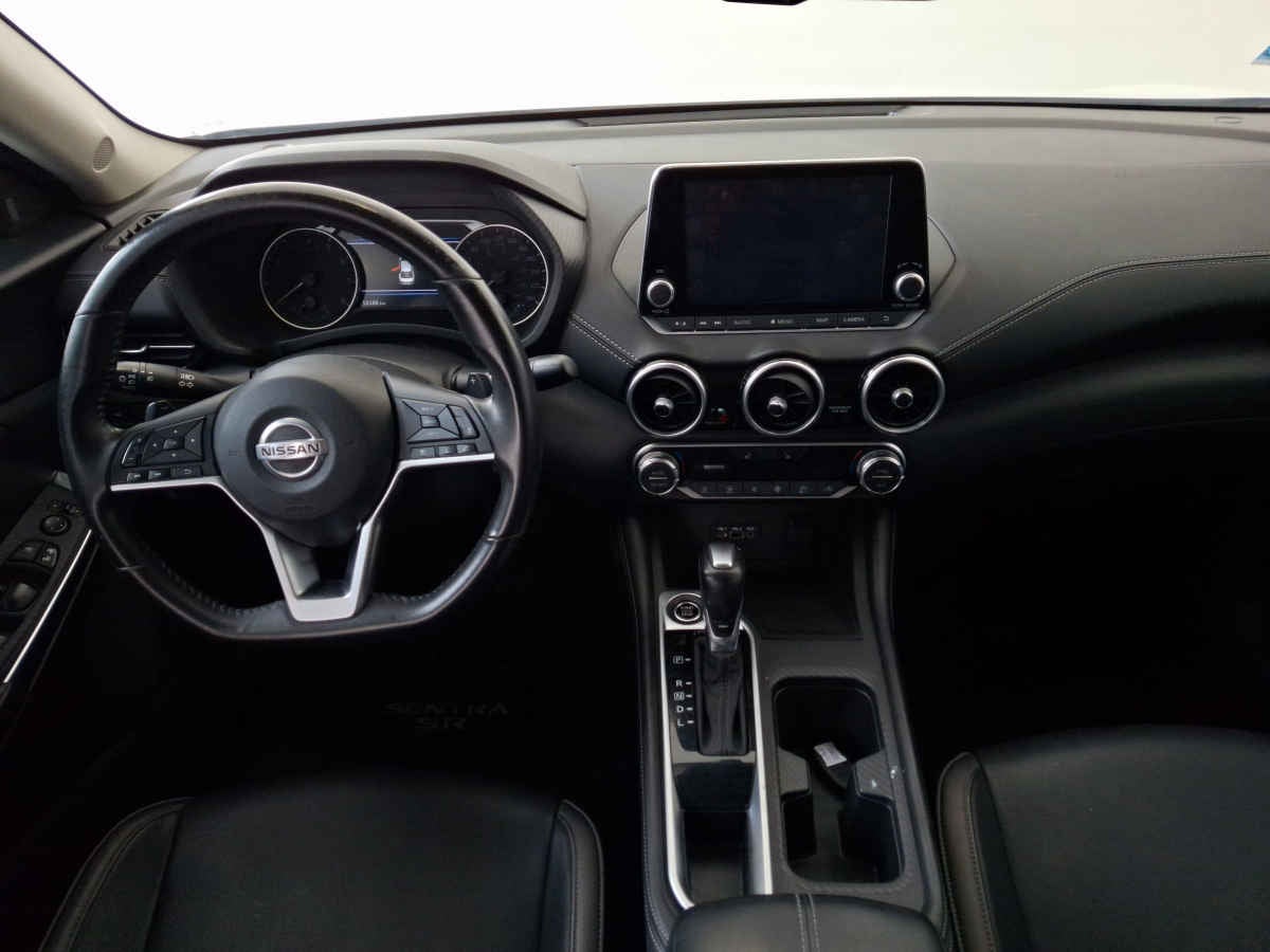 2023 Nissan Sentra 4p SR Platinum L4/2.0 Aut