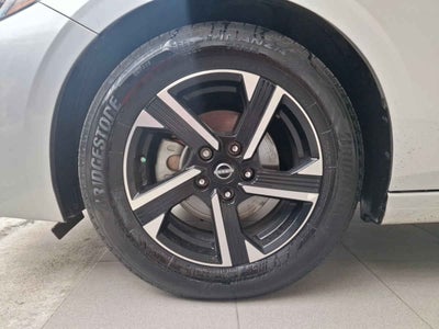 2024 Nissan Sentra 4p Advance L4/2.0 Aut