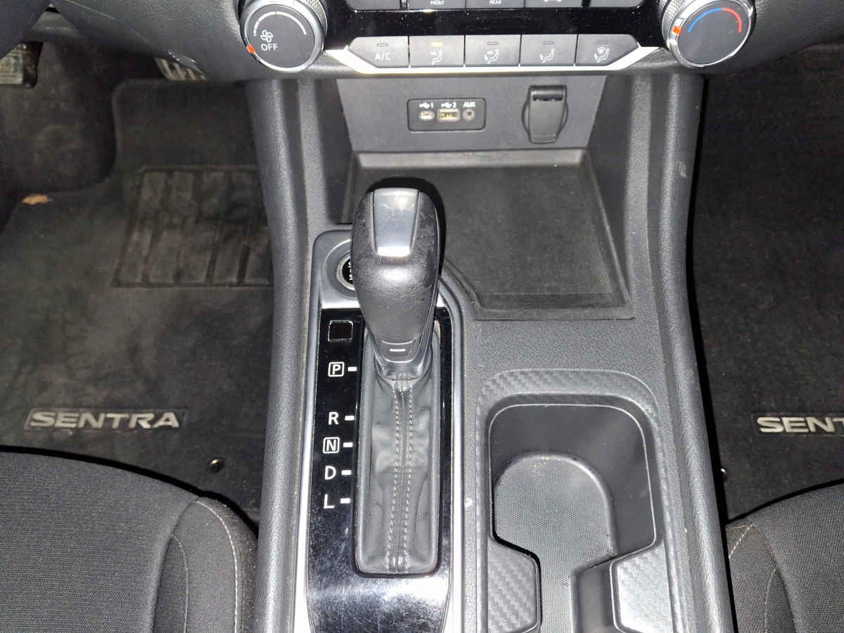 2022 Nissan Sentra 4p Advance L4/2.0 Aut