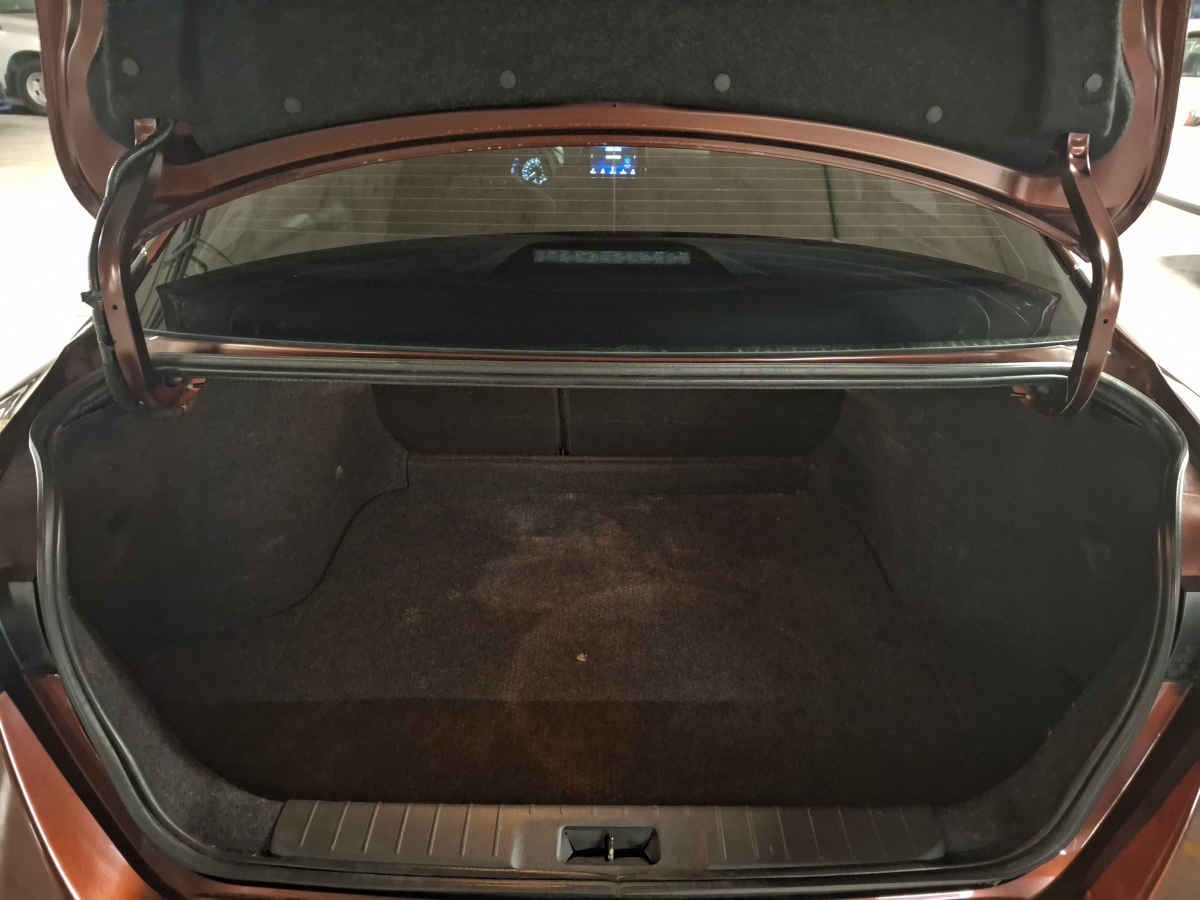 2022 Nissan Sentra 4p Advance L4/2.0 Aut