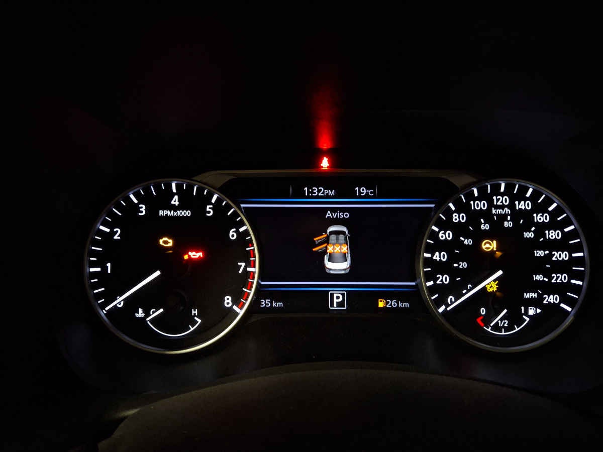 2024 Nissan Sentra 4p SR L4/2.0 Aut