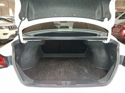 2024 Nissan Sentra 4p SR Platinum L4/2.0 Aut