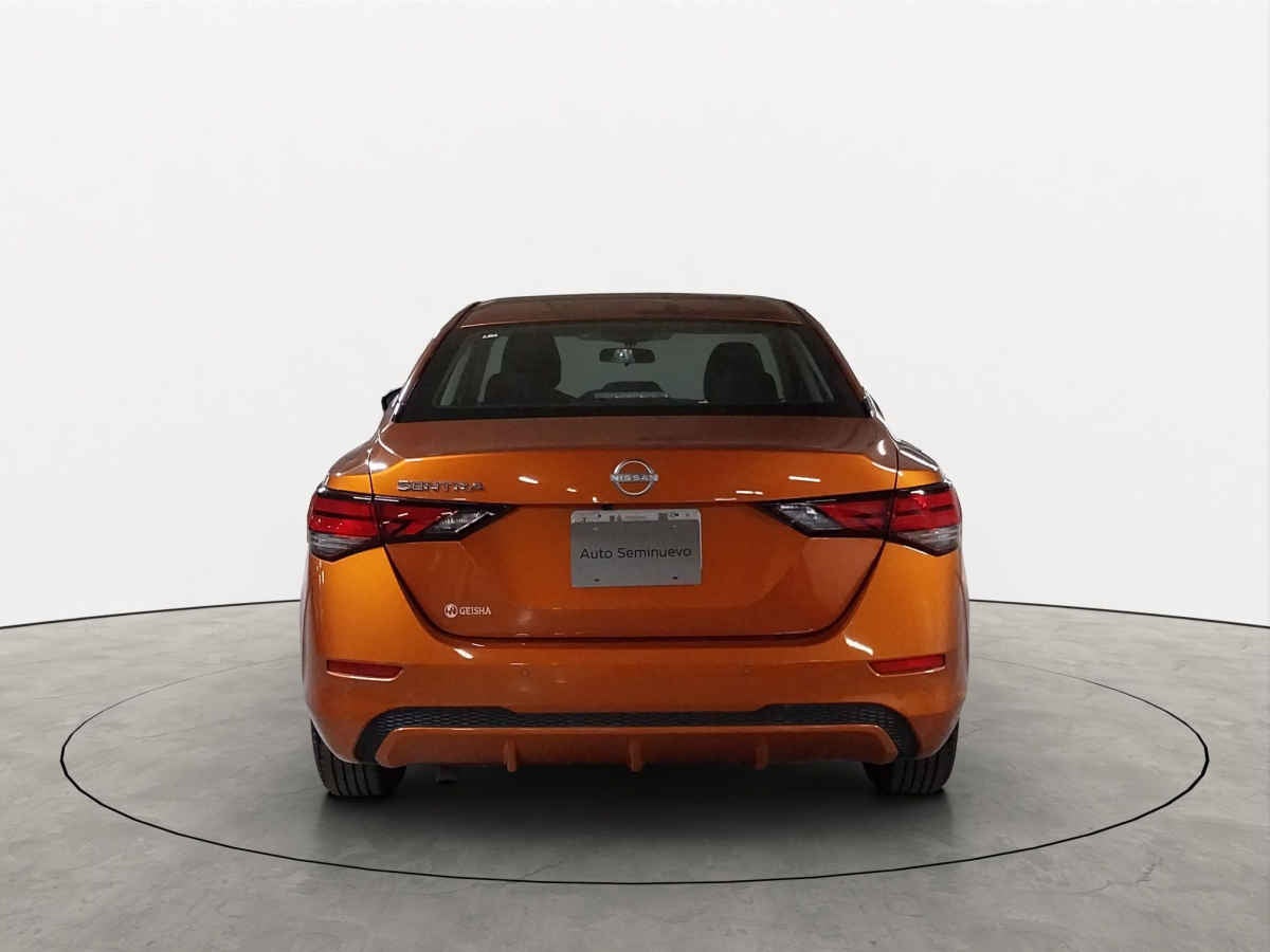 2025 Nissan Sentra 4p Advance L4/2.0 Man