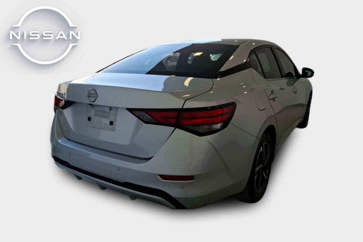 2024 Nissan Sentra 4p Advance L4/2.0 Man