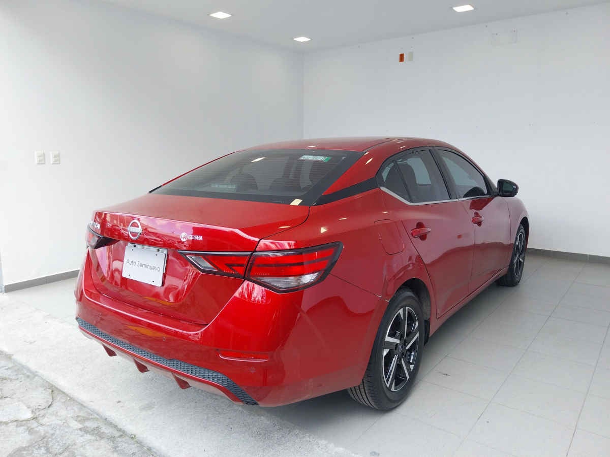 2025 Nissan Sentra 4p Advance L4/2.0 Man