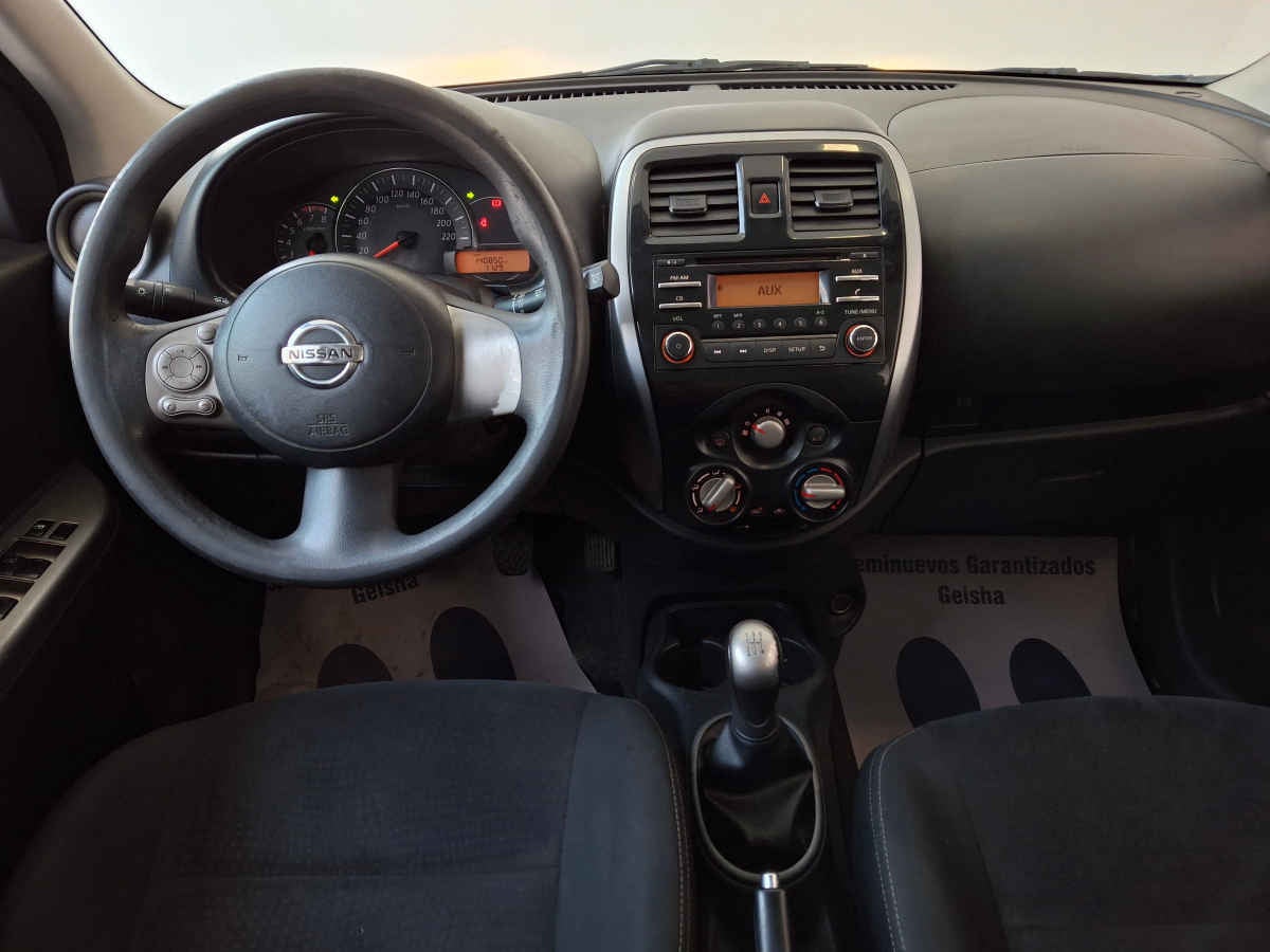 2014 Nissan March 5p Advance L4/1.6 Man