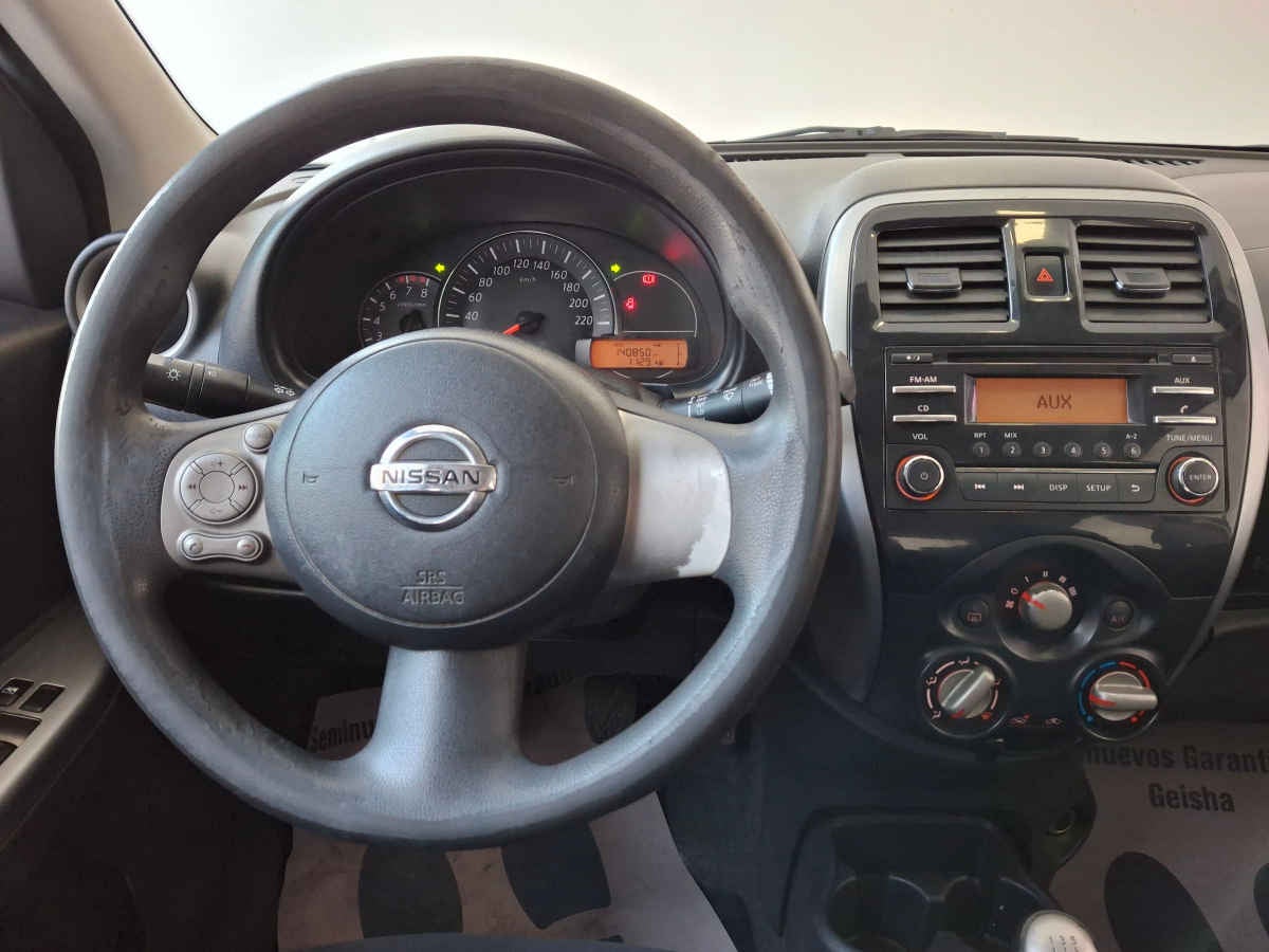 2014 Nissan March 5p Advance L4/1.6 Man