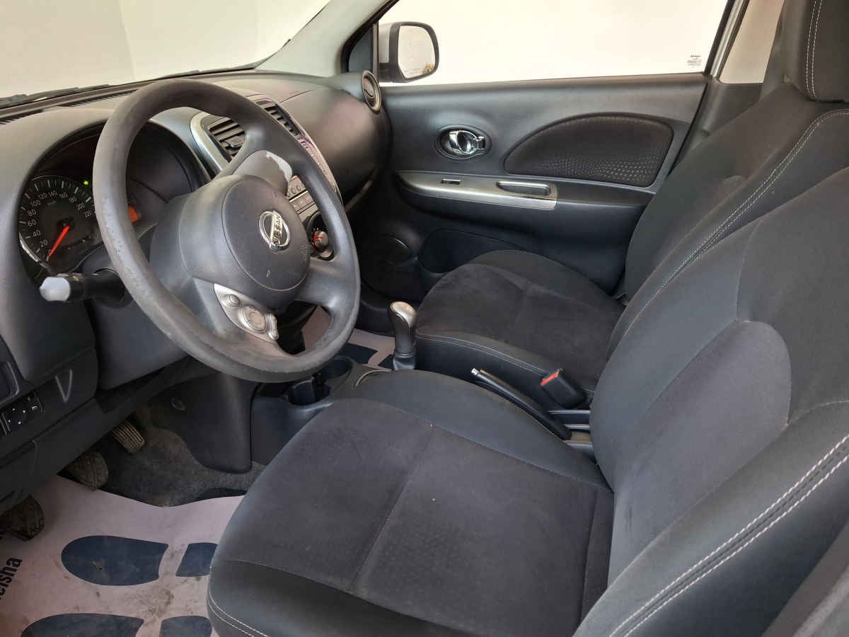 2014 Nissan March 5p Advance L4/1.6 Man