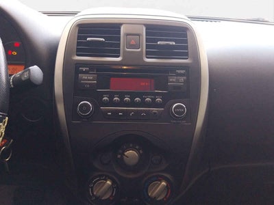 2016 Nissan March 5p Sense L4/1.6 Aut
