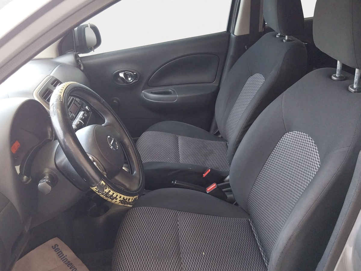 2016 Nissan March 5p Sense L4/1.6 Aut