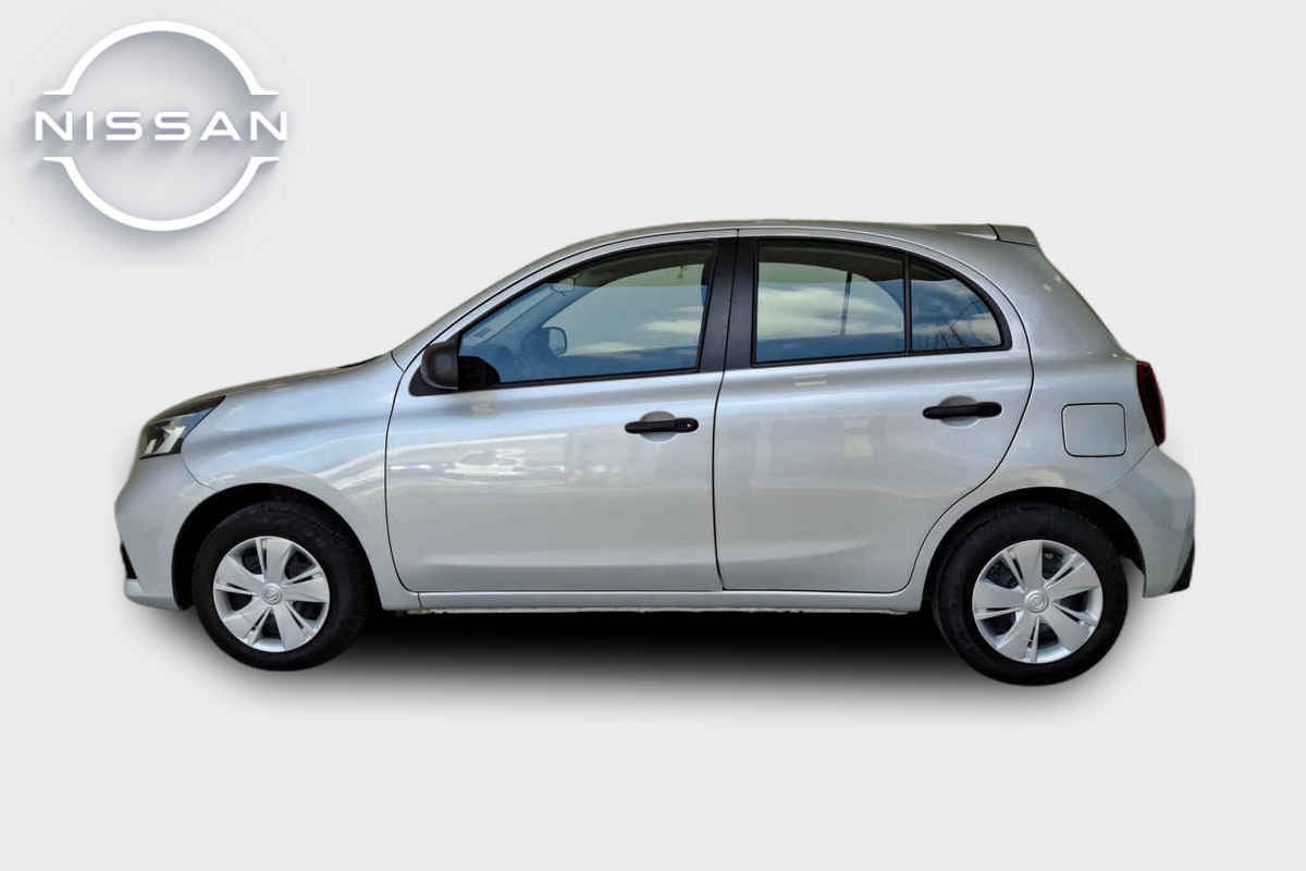 2025 Nissan March 5p Sense L4/1.6 Aut