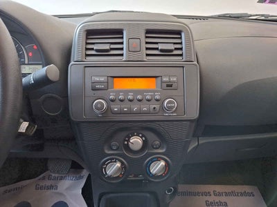 2025 Nissan March 5p Sense L4/1.6 Aut