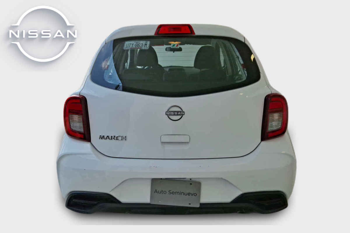 2025 Nissan March 5p Sense L4/1.6 Aut