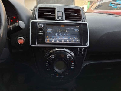 2022 Nissan March 5p Exclusive L4/1.6 Man