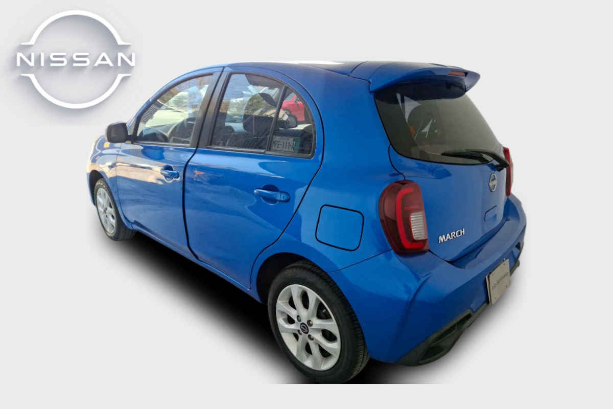 2023 Nissan March 5p Advance L4/1.6 Man