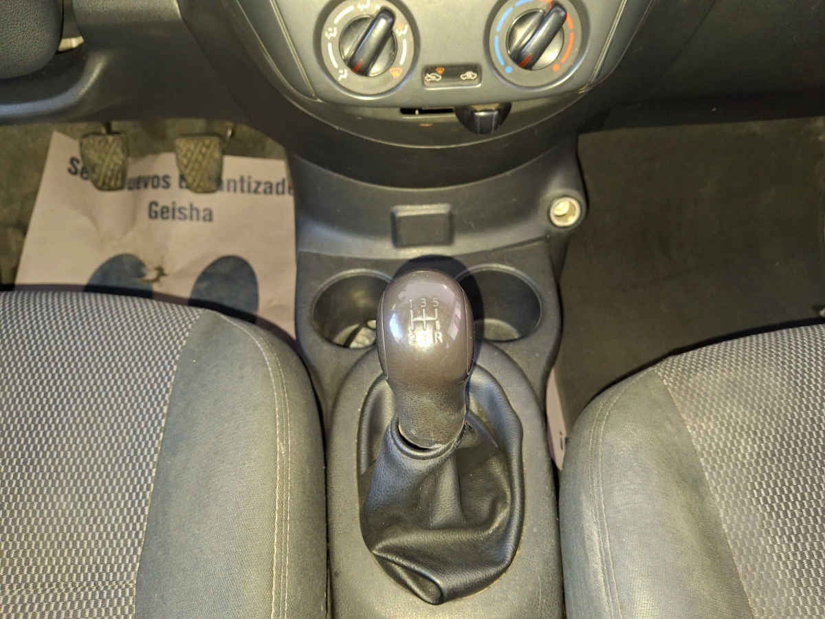 2018 Nissan Versa 4p Sense L4/1.6 Man