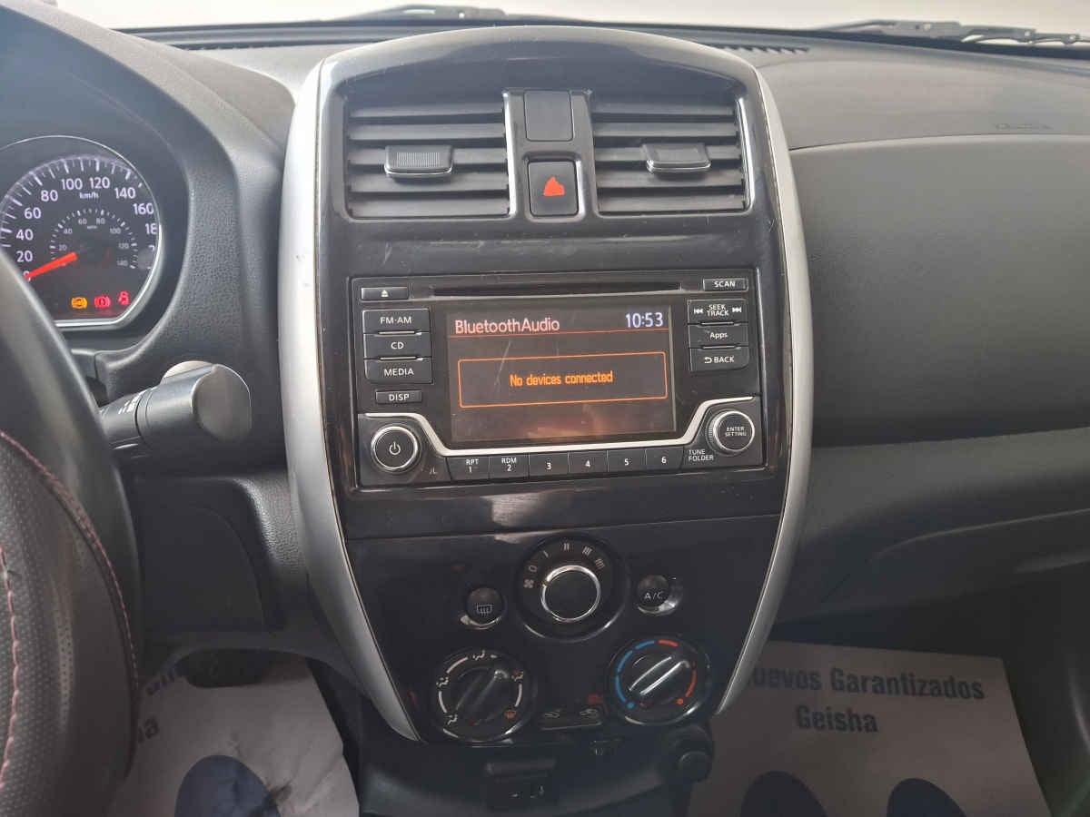 2017 Nissan Versa 4p Advance L4/1.6 Aut