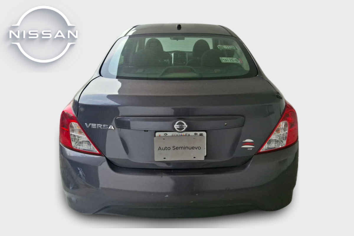 2017 Nissan Versa 4p Advance L4/1.6 Aut