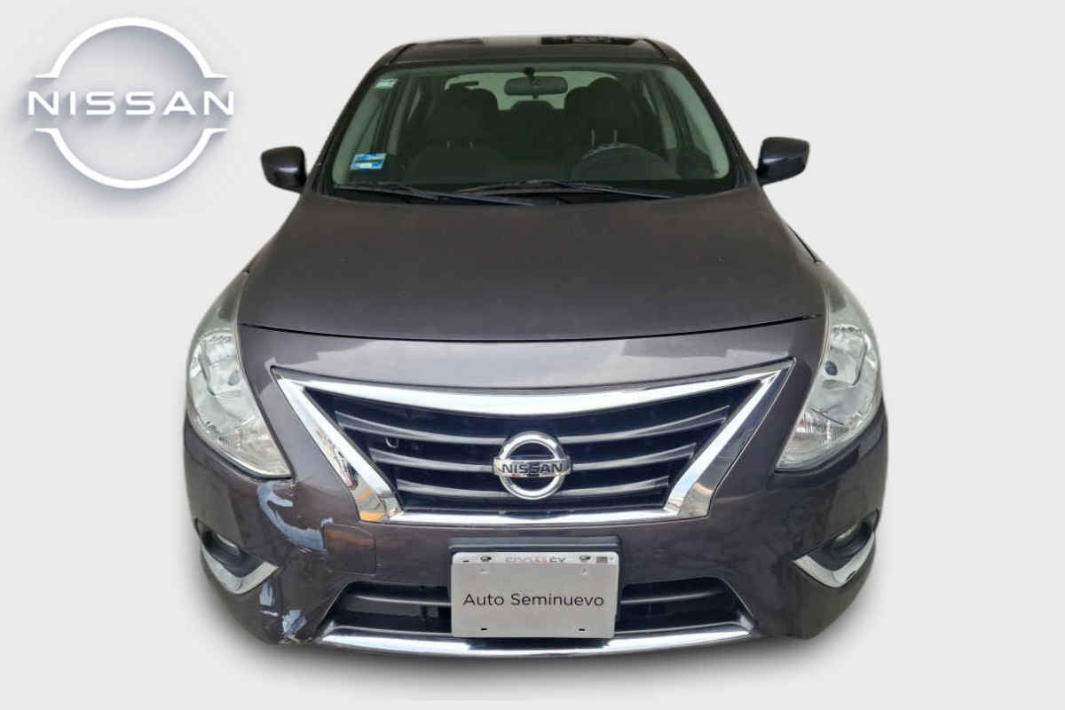 2017 Nissan Versa 4p Advance L4/1.6 Aut