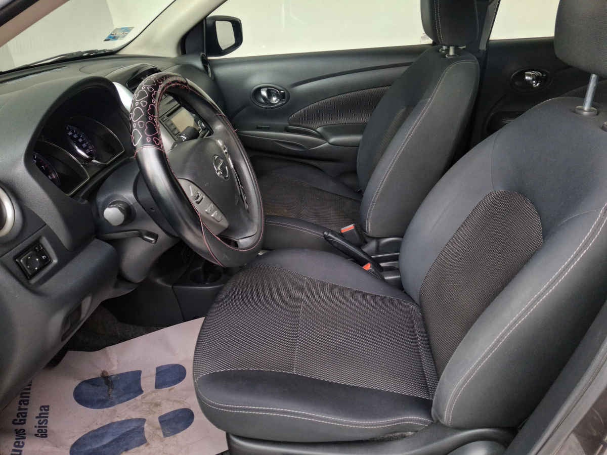 2017 Nissan Versa 4p Advance L4/1.6 Aut