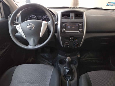 2019 Nissan Versa 4p Advance L4/1.6 Man