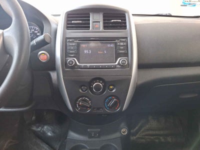 2019 Nissan Versa 4p Advance L4/1.6 Man