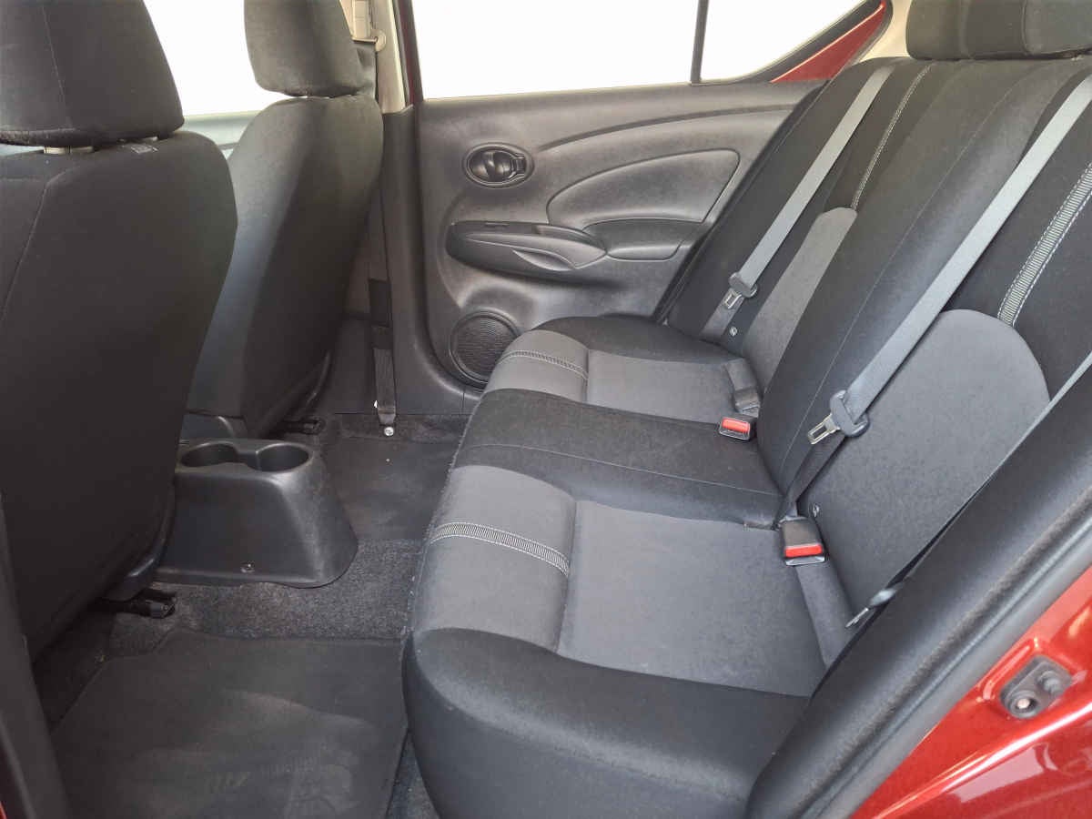 2025 Nissan V-Drive 4p L4/1.6 Man Audio