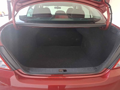 2025 Nissan V-Drive 4p L4/1.6 Man Audio