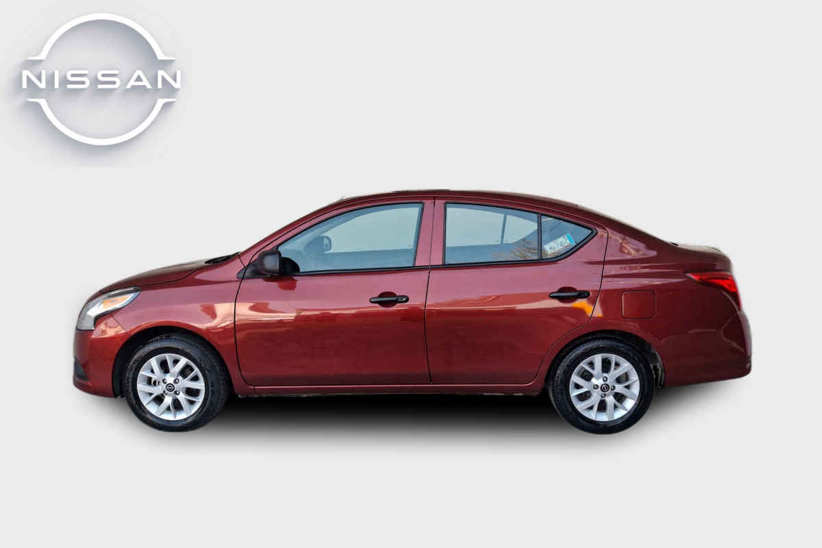 2025 Nissan V-Drive 4p L4/1.6 Man Audio