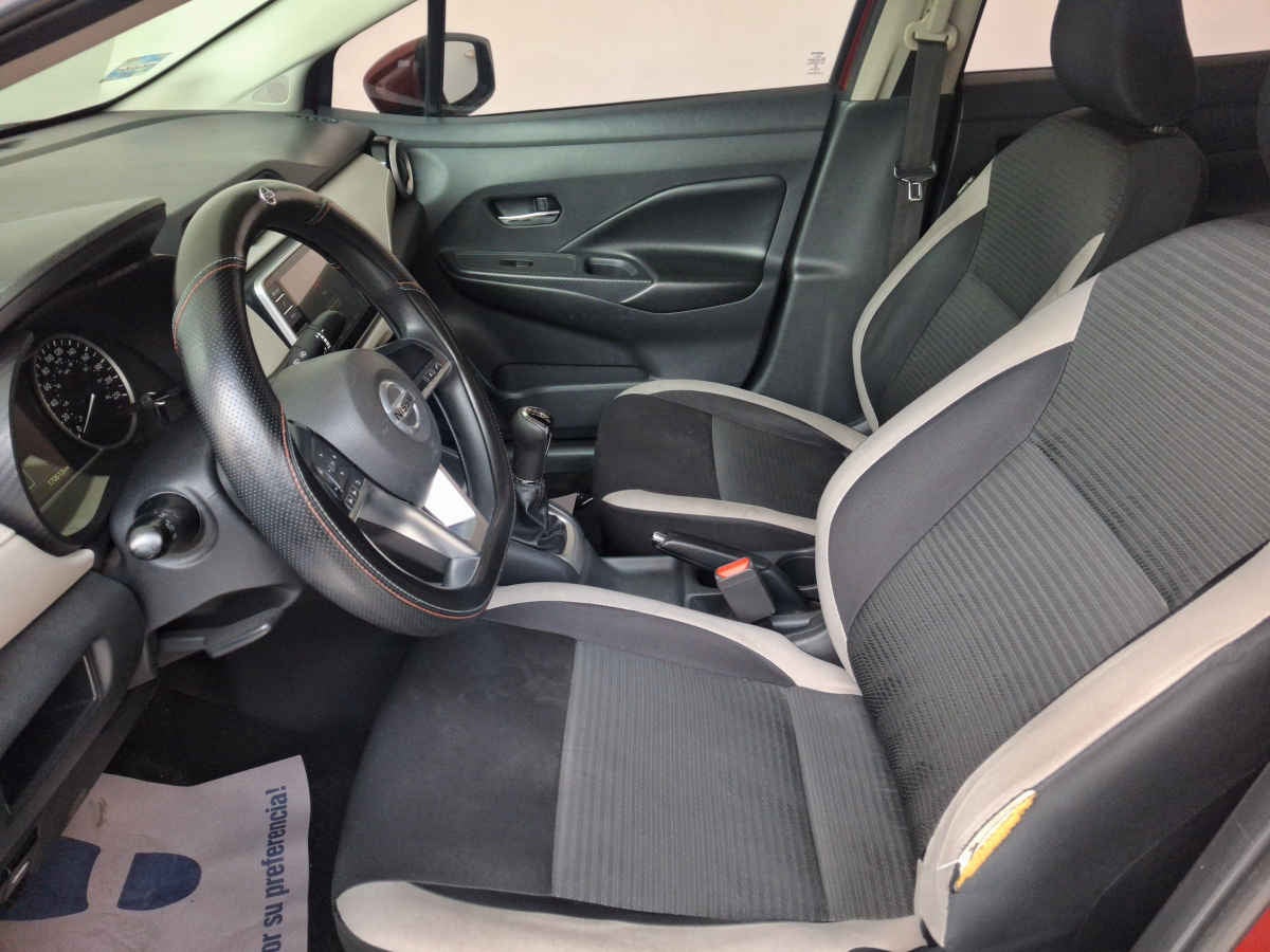 2020 Nissan Versa 4p Advance L4/1.6 Man