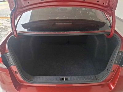 2020 Nissan Versa 4p Advance L4/1.6 Man
