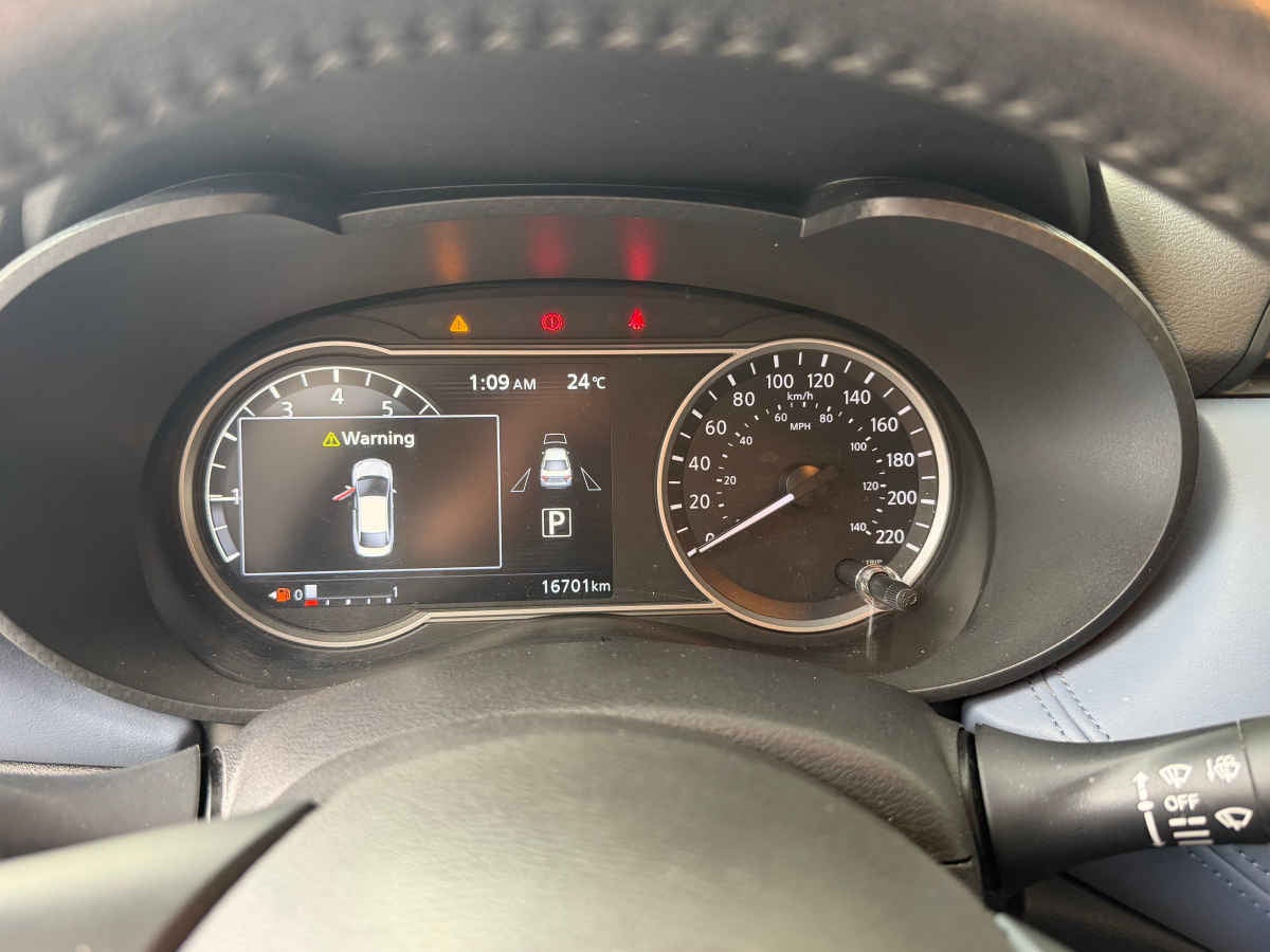 2024 Nissan Versa 4p Exclusive L4/1.6 Aut