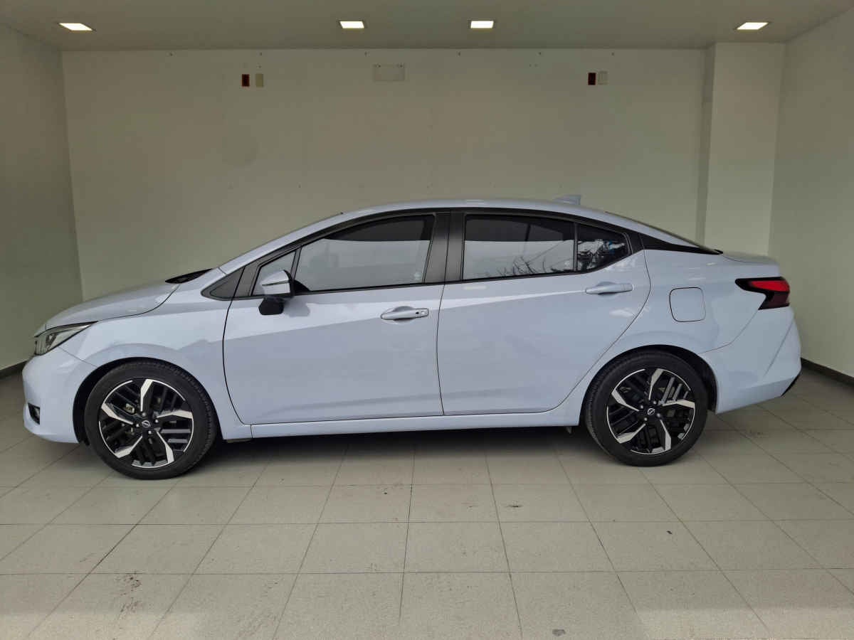 2024 Nissan Versa 4p Exclusive L4/1.6 Aut