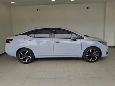 2024 Nissan Versa 4p Exclusive L4/1.6 Aut