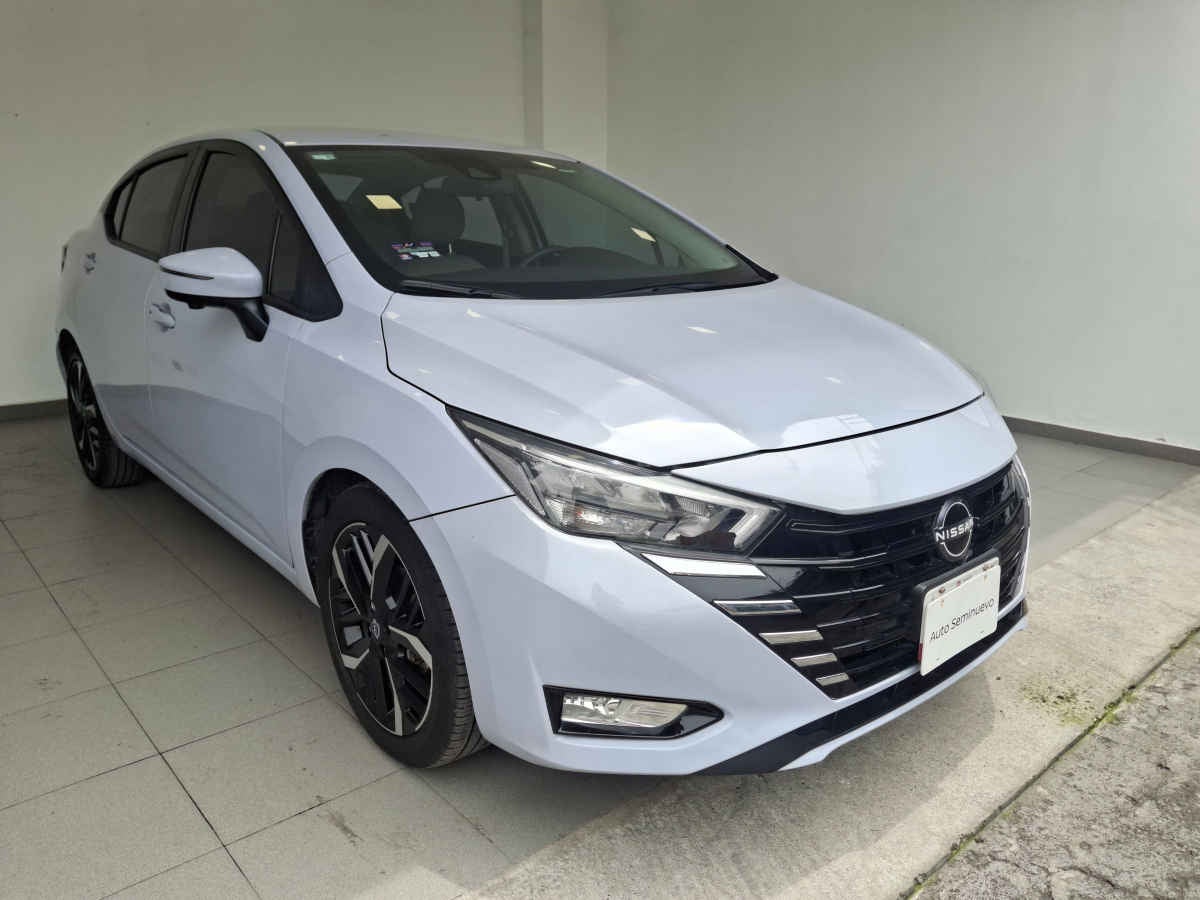 2024 Nissan Versa 4p Exclusive L4/1.6 Aut