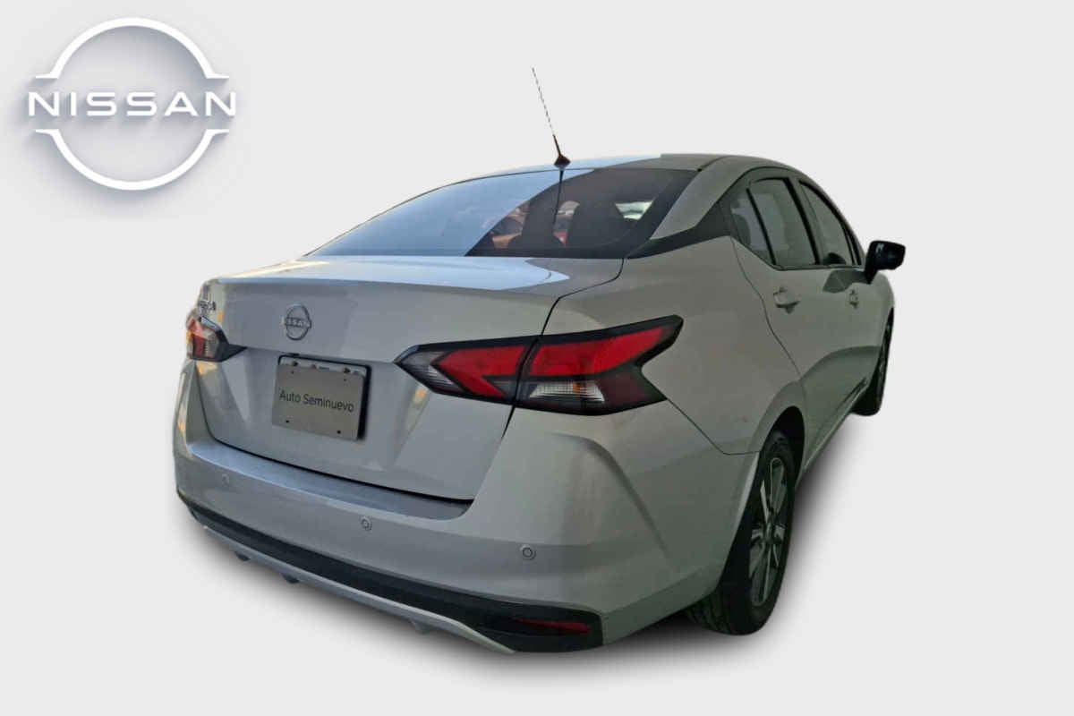 2024 Nissan Versa 4p Advance L4/1.6 Aut