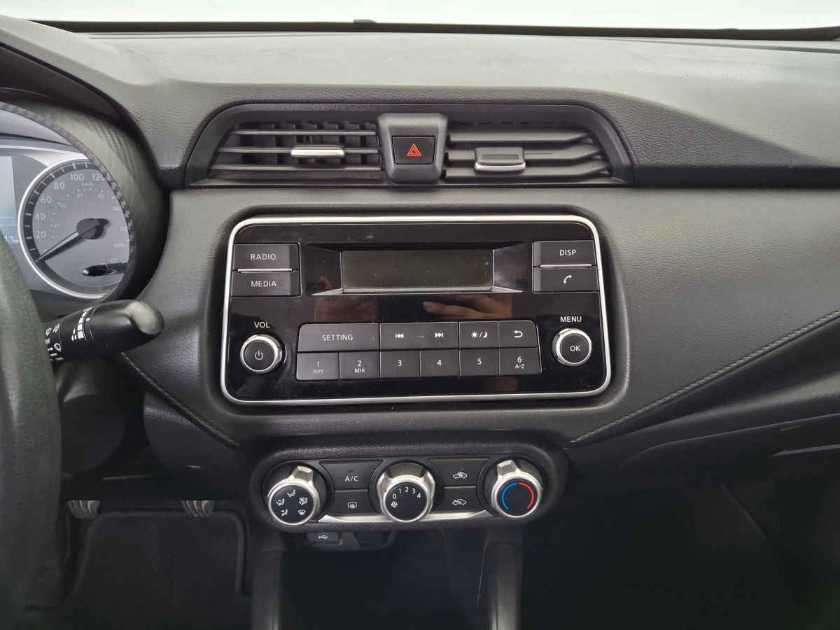 2020 Nissan Versa 4p Sense L4/1.6 Man
