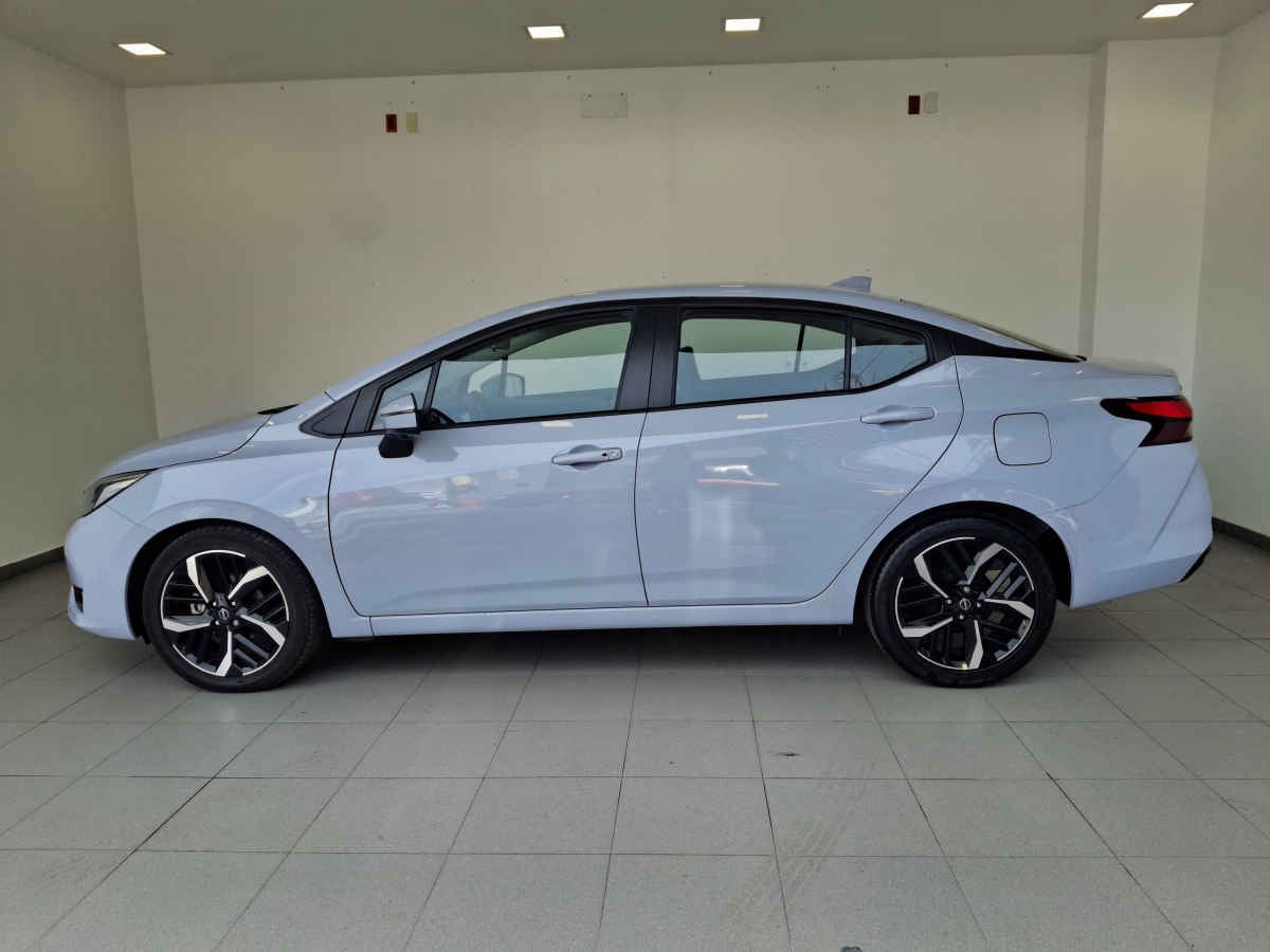 2024 Nissan Versa 4p Exclusive L4/1.6 Aut