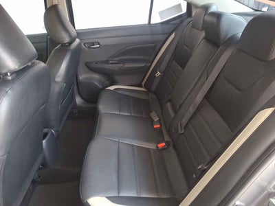 2021 Nissan Versa 4p Platinum L4/1.6 Aut