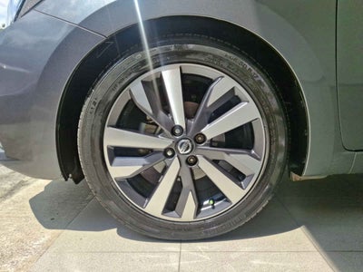 2021 Nissan Versa 4p Platinum L4/1.6 Aut