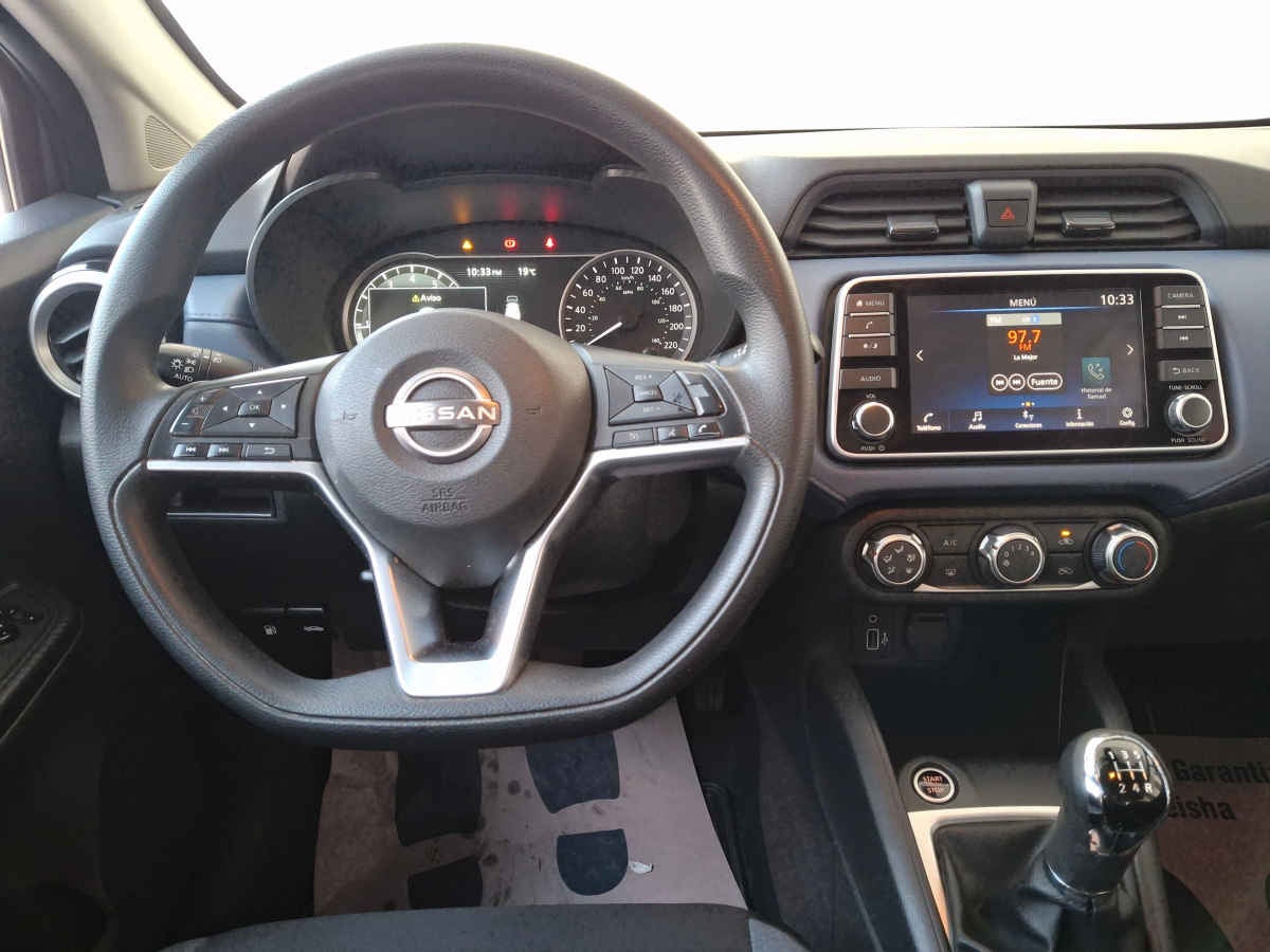 2023 Nissan Versa 4p Advance L4/1.6 Man