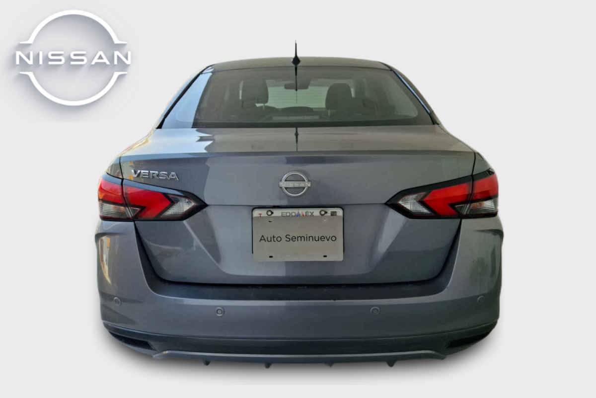 2023 Nissan Versa 4p Advance L4/1.6 Man