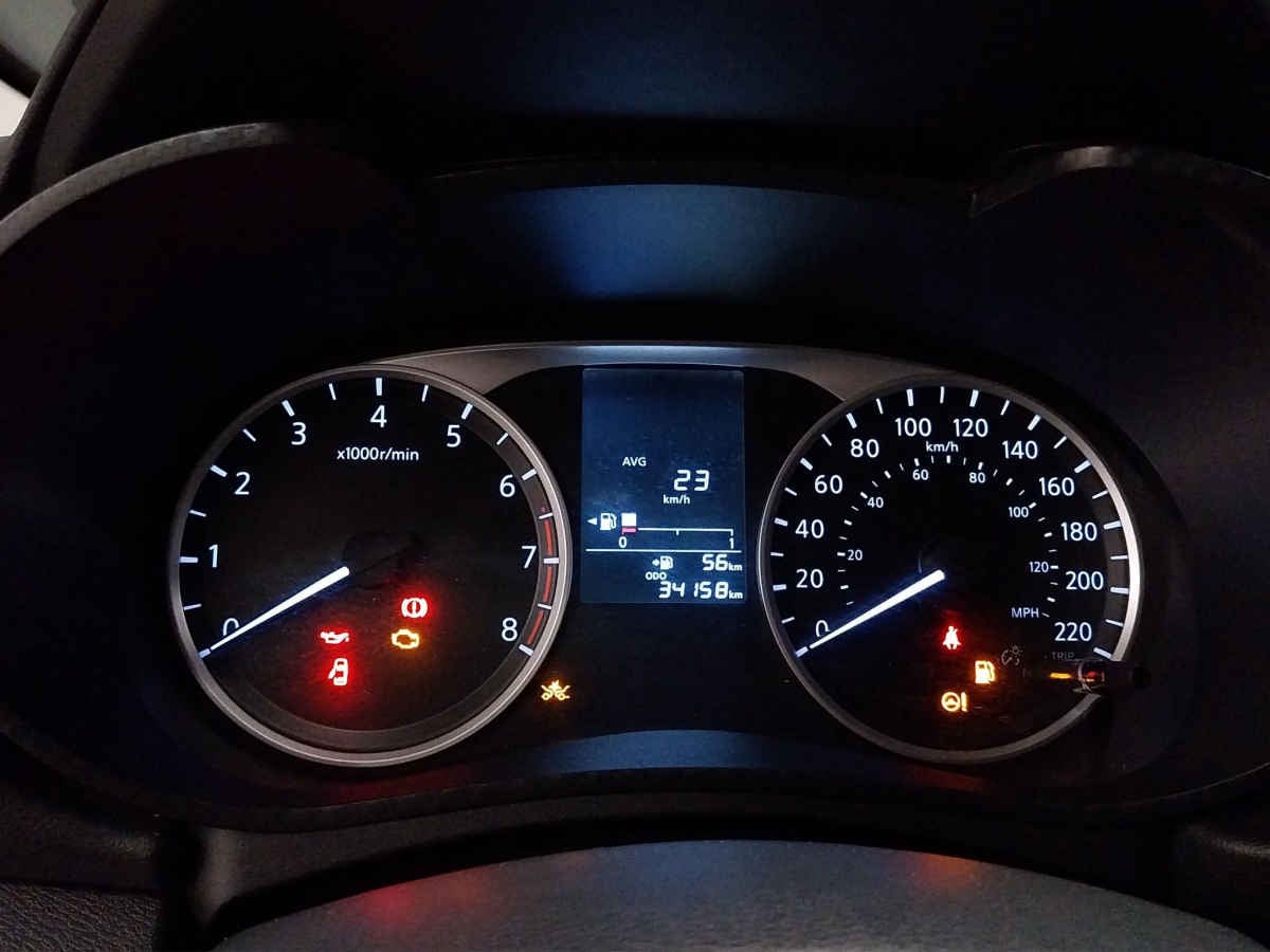 2025 Nissan Versa 4p Sense L4/1.6 Man