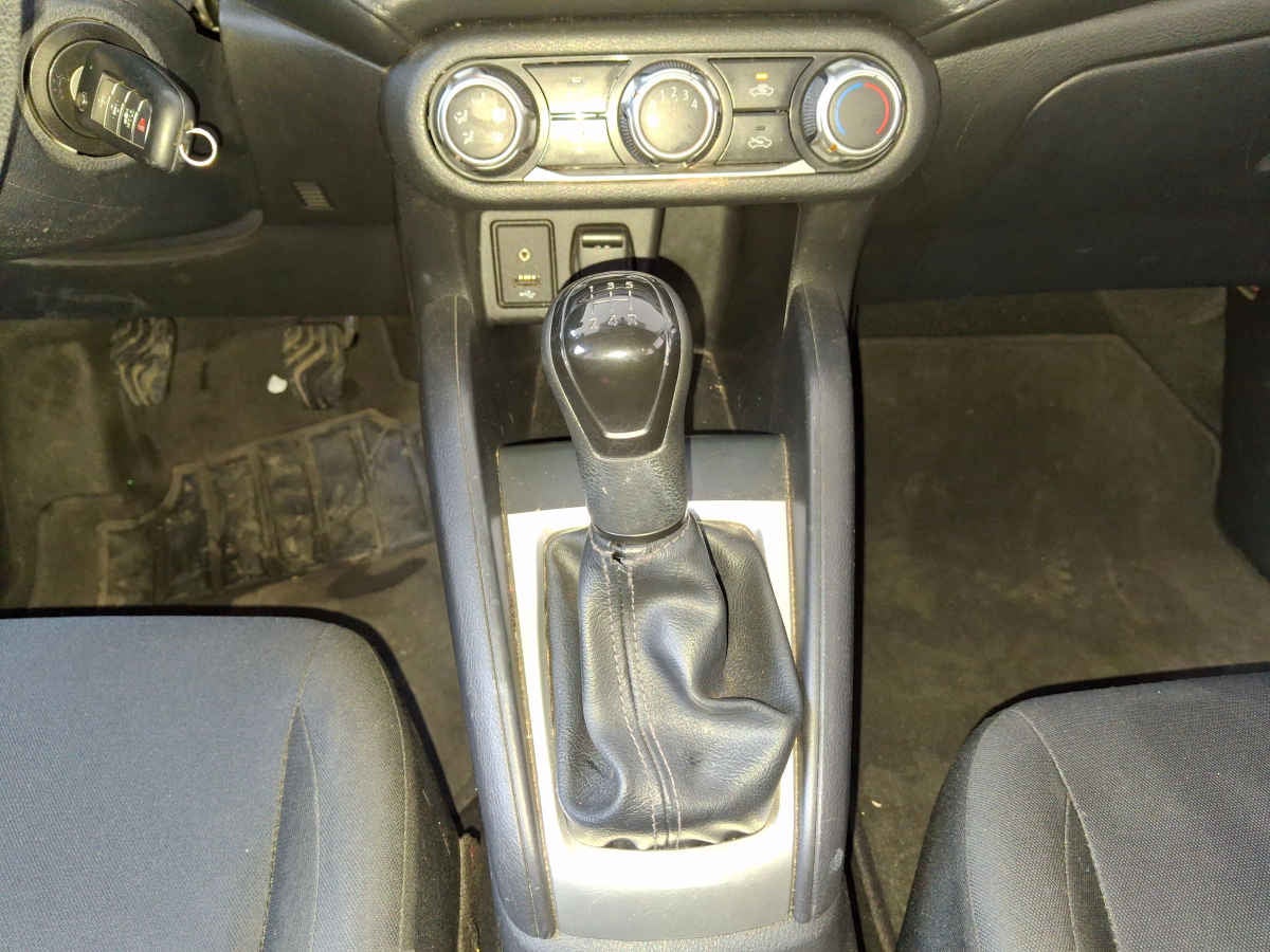 2021 Nissan Versa 4p Sense L4/1.6 Man