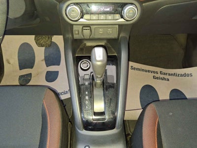 2024 Nissan Versa 4p SR L4/1.6 Aut