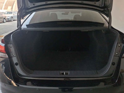 2024 Nissan Versa 4p SR L4/1.6 Aut